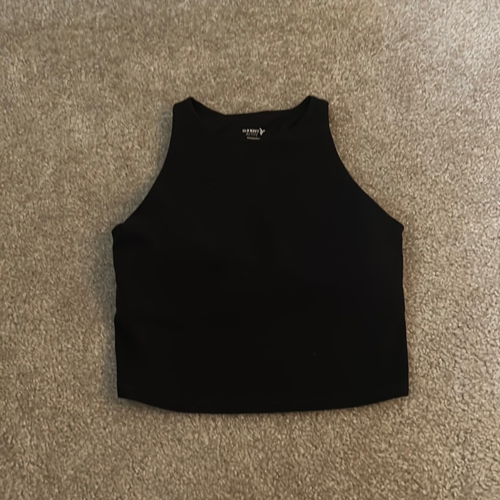 black crop top